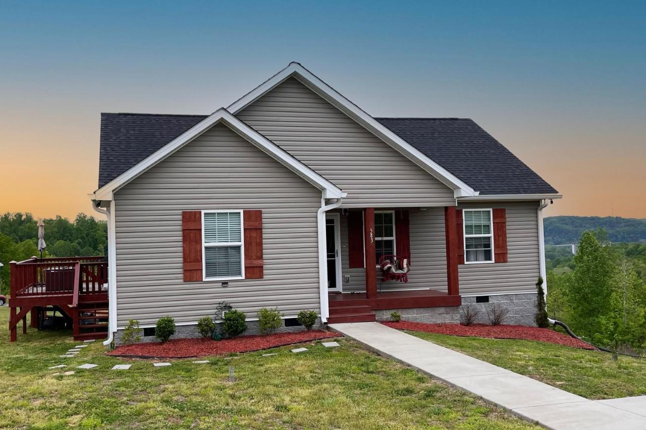 Great Little Guest Suite With Private Entry & Deck! Pet Friendly & 30 Mins To Nashville! Ashland City Buitenkant foto