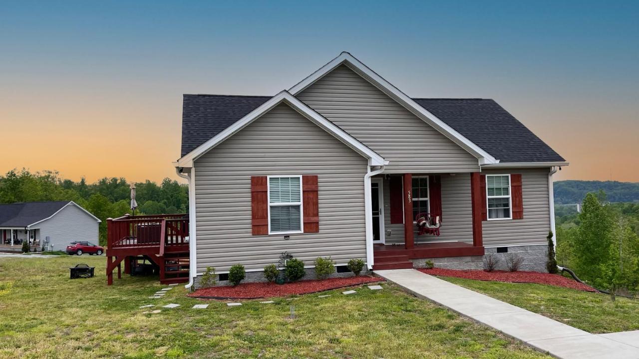 Great Little Guest Suite With Private Entry & Deck! Pet Friendly & 30 Mins To Nashville! Ashland City Buitenkant foto
