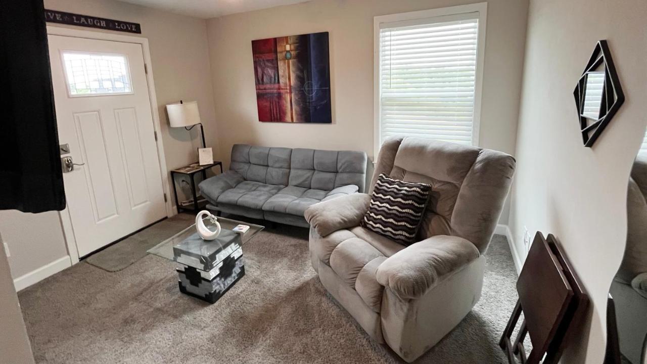 Great Little Guest Suite With Private Entry & Deck! Pet Friendly & 30 Mins To Nashville! Ashland City Buitenkant foto